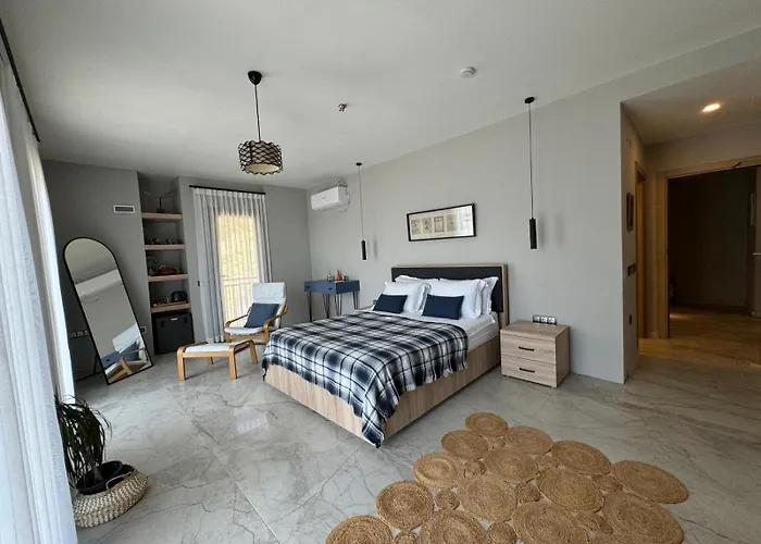 Suna Summer House مرمريس
