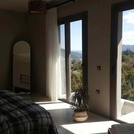 Dom wakacyjny Suna Summer House