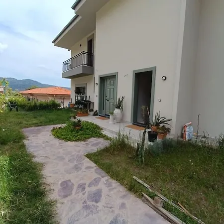 Suna Summer House *